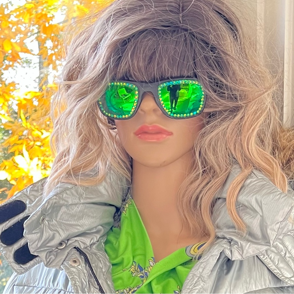 Stylish Green Sunglasses 
 Trip Cat Performance Lightweight Sporty Embellished